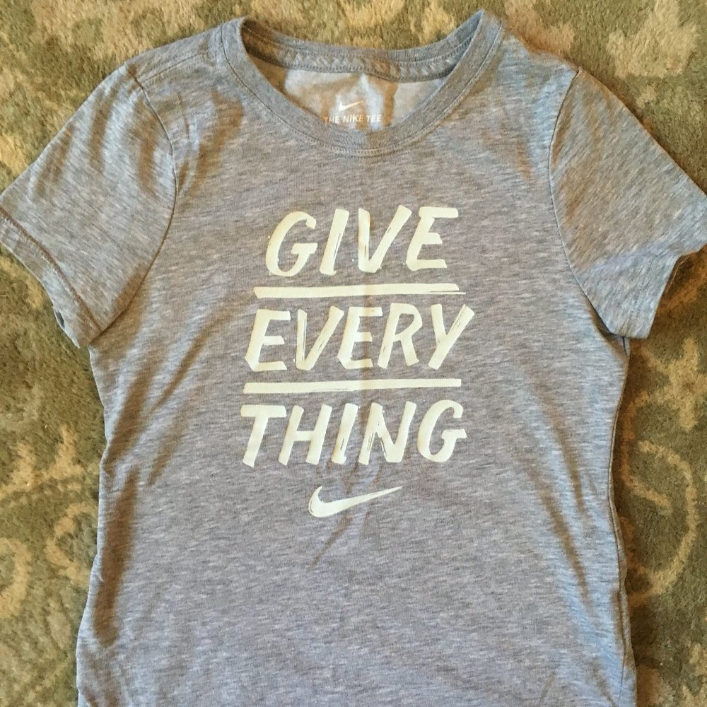 Nike Dri-Fit tee shirt | Grey | Youth small